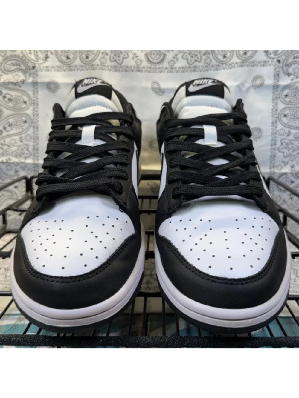 Nike Dunk Low Retro White/Black Panda DD1391-100 Sneakers Shoes Mens Sz 9.5 EUC